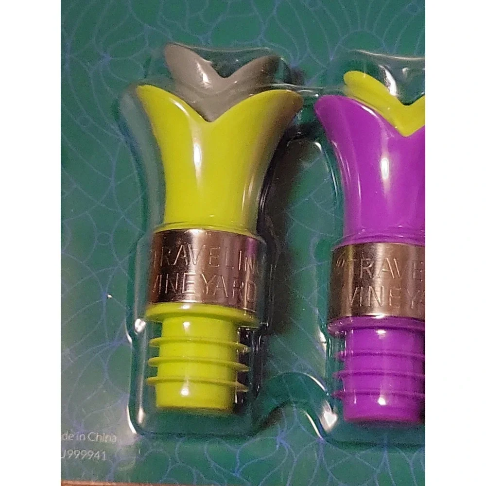 Wine stoppers pourers Traveling Vineyard Tulip set of 3 New in Package